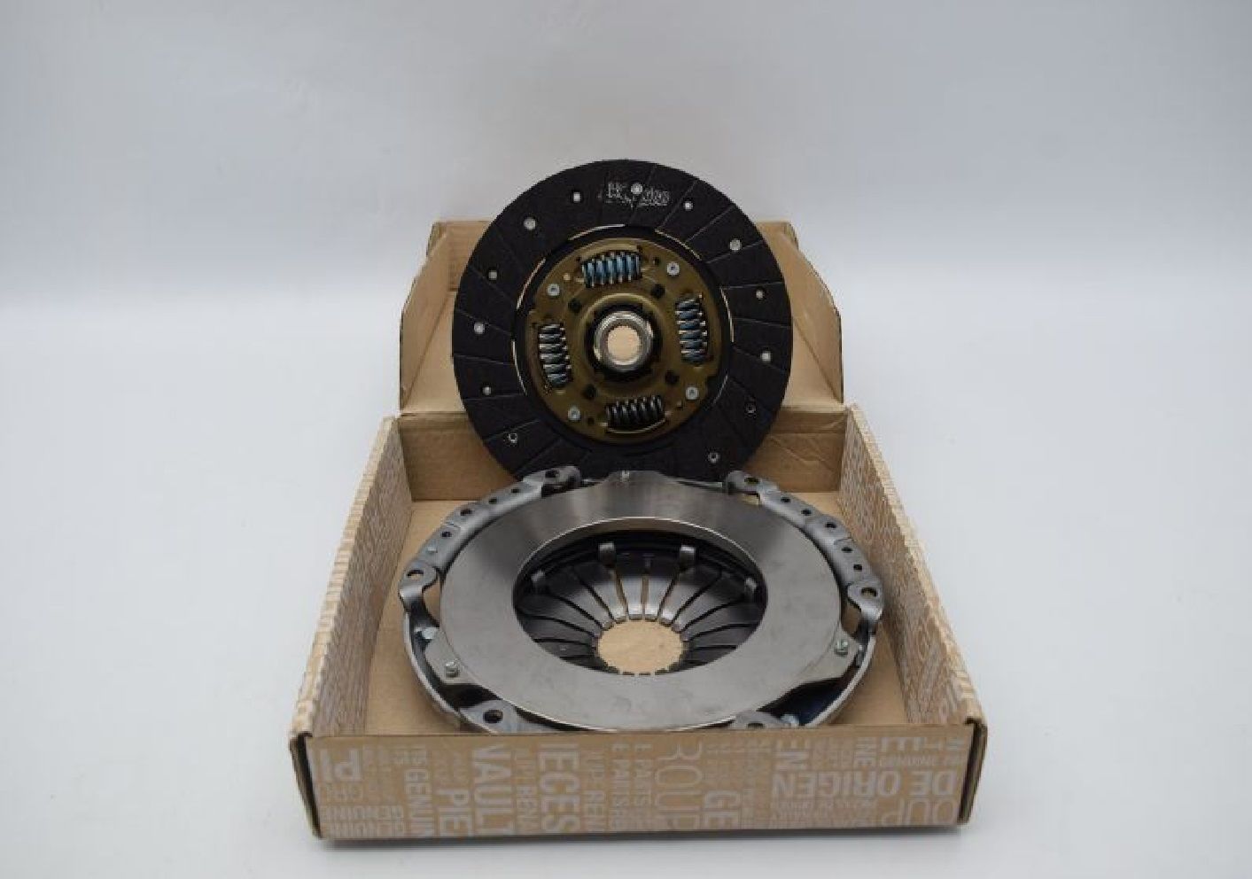 DEBRİYAJ SETİ H4M MEGANE IV 16 16V - 302054100R